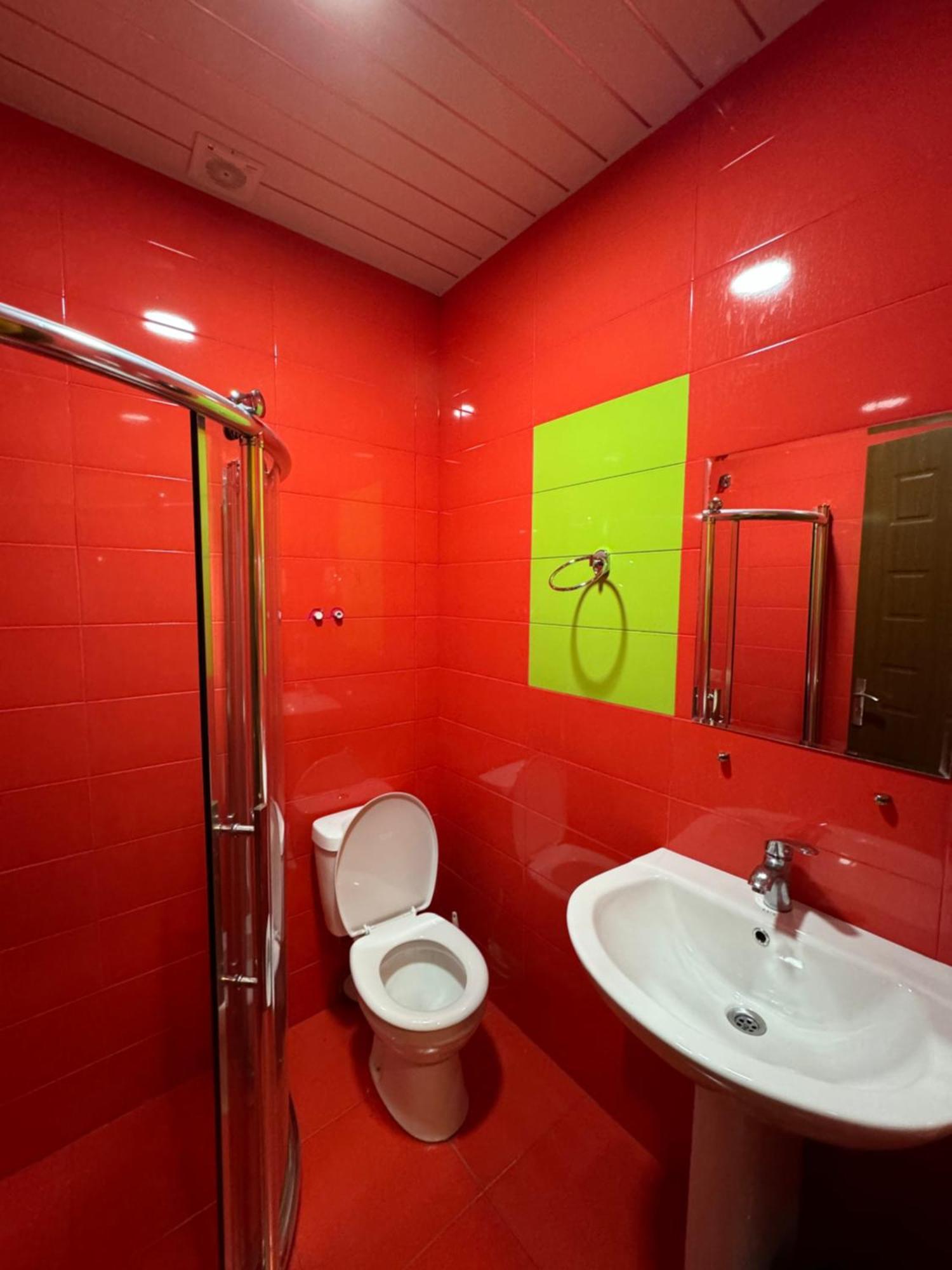 Colibri Apartment Batumi Exterior photo