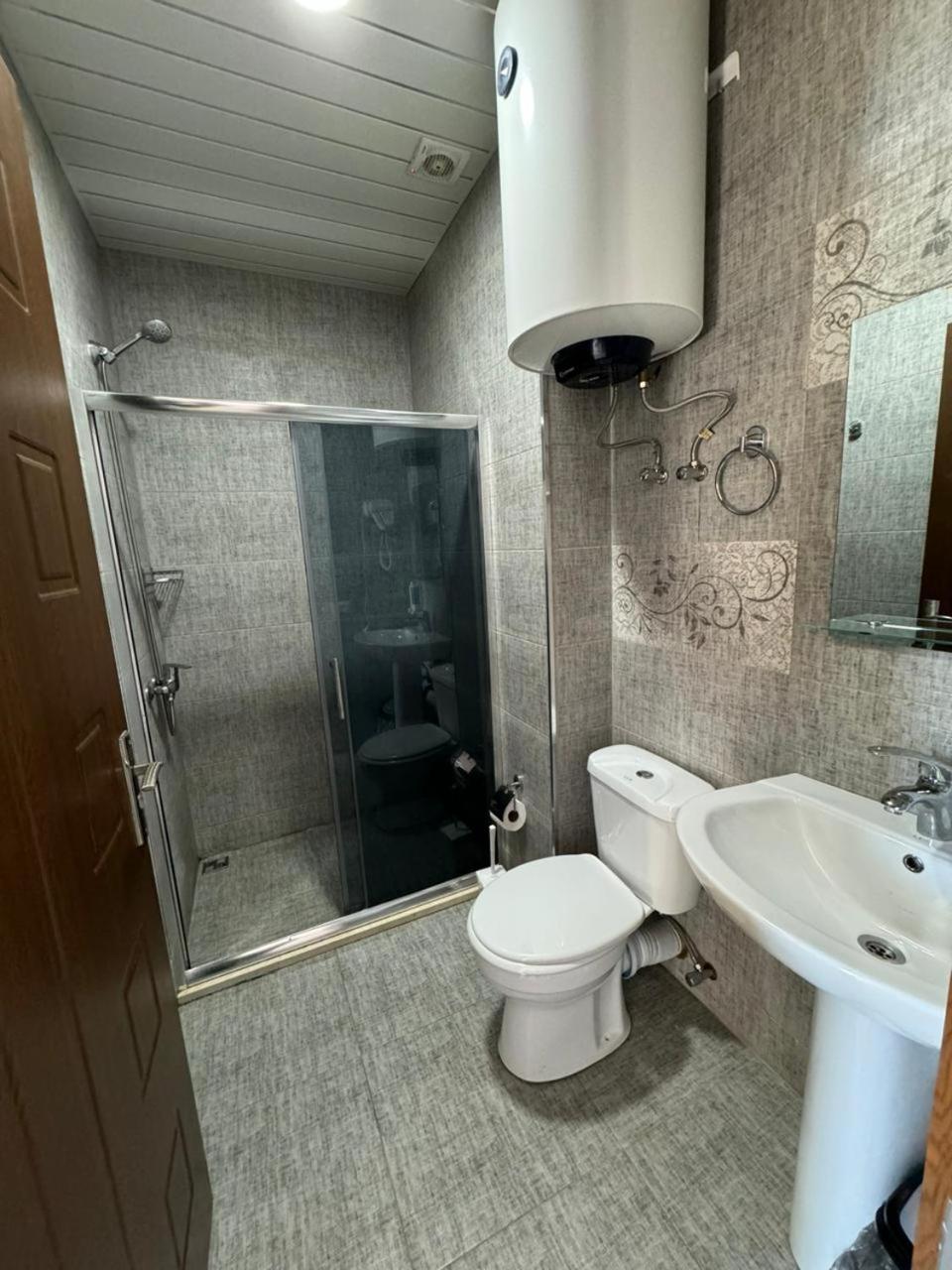 Colibri Apartment Batumi Exterior photo